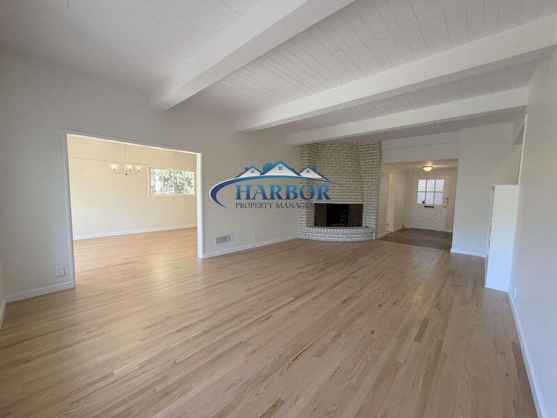 Palos Verdes Estates House: 2512 Via Anita