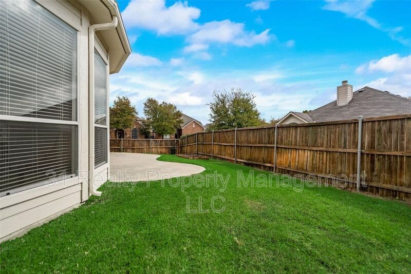 McKinney House: 5501 Fairfax Court