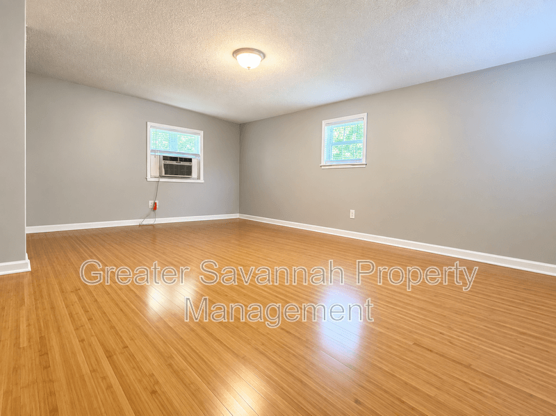 Hinesville House: 627 Georgia Avenue