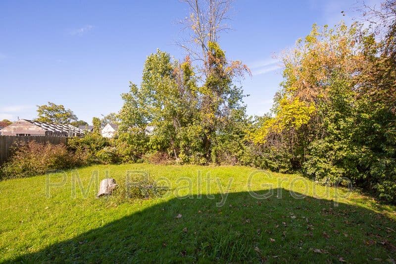 Lorain House: 1222 W 14 St.