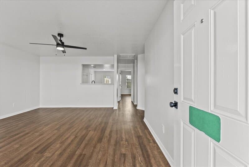 Dickinson Townhome: 2125 Aruba Calle