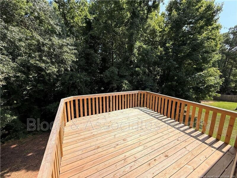 Sanford House: 455 Crusaders Drive