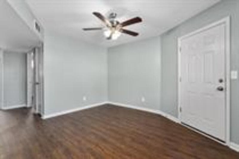 Riverside Condo: 4827 NW Homestead Ter