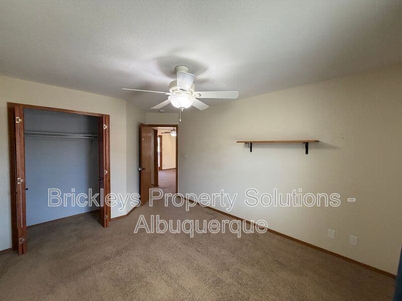 Albuquerque House: 9600 Allande Rd NE