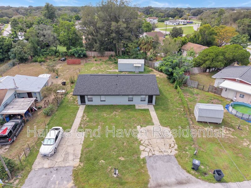 Lake Wales Condo: 136 Myrtle Ave