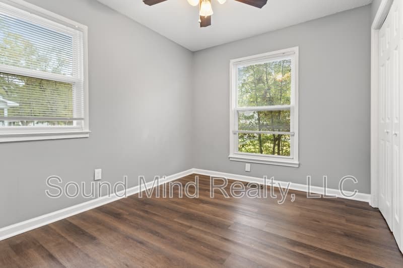 Raleigh House: 1232 Beverly Dr