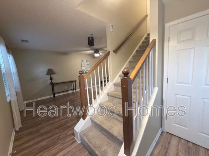 West Columbia House: 264 Orchard Hill Drive