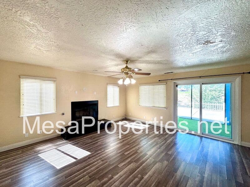Victorville House: 12820 Santa Anita Trail