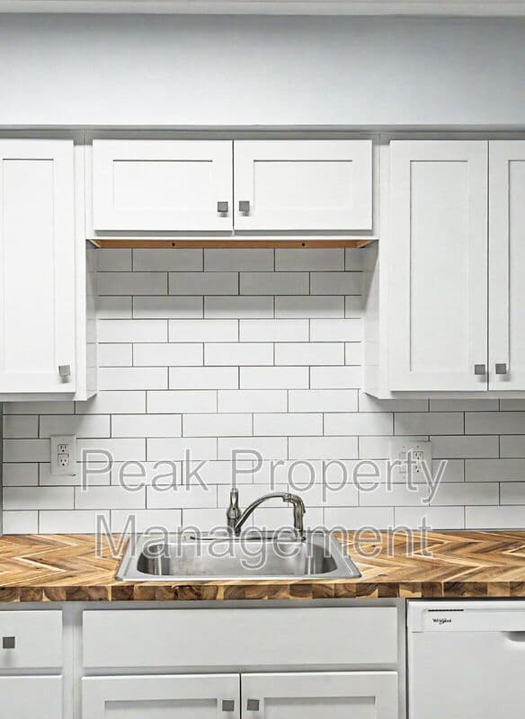 Nashville Condo: 210 Old Hickory Blvd