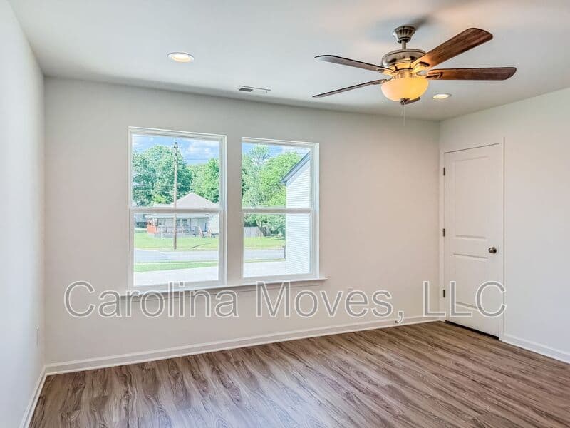 Greenville Condo: 707 W Parker Rd