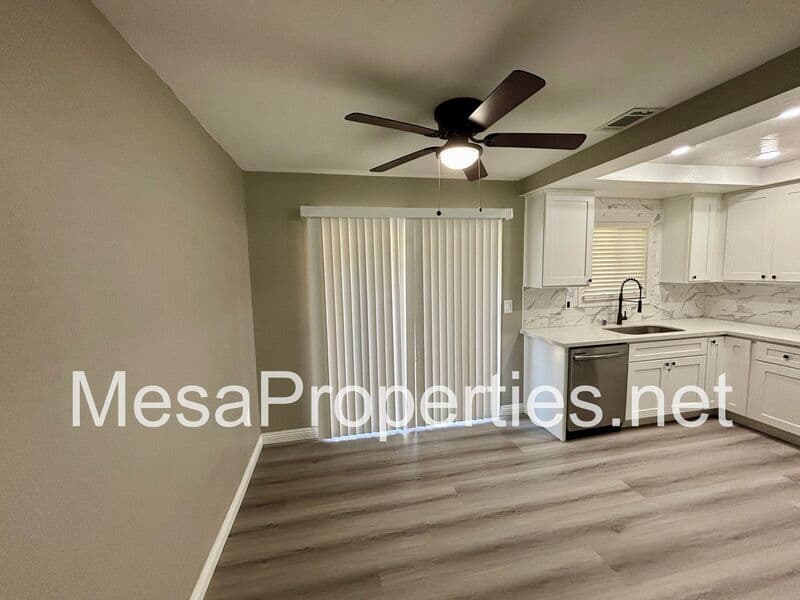 Ontario Condo: 1749 E Fairfield Ct