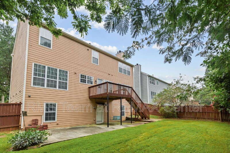 Duluth House: 2315 Hiawassee Dr
