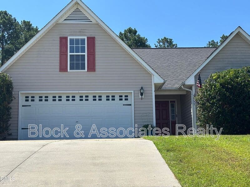 Raeford House: 337 Americana Dr