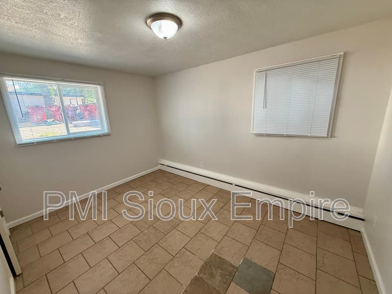Sioux Falls Condo: 705 W 18th St