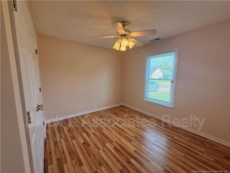 Fayetteville House: 7229 Tollhouse Drive