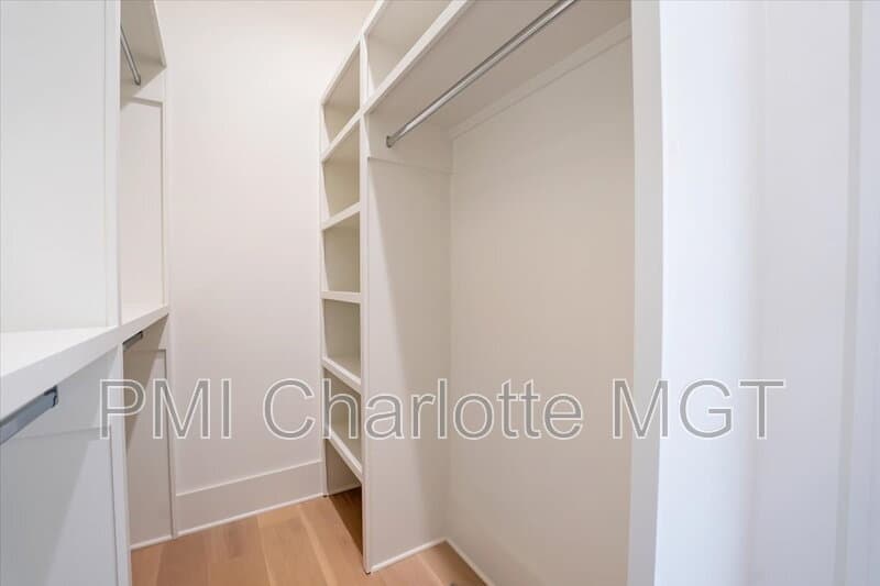 Charlotte House: 428 Dover Ave