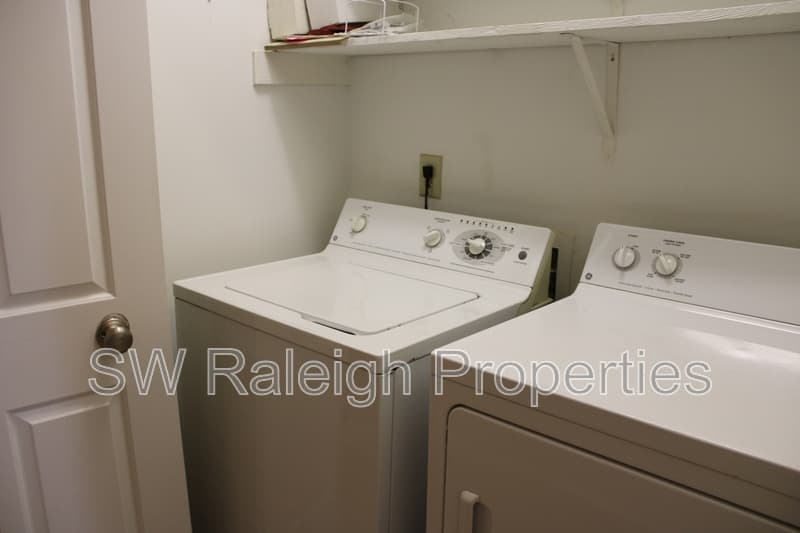 Raleigh Condo: 252 East Davie Street - 1