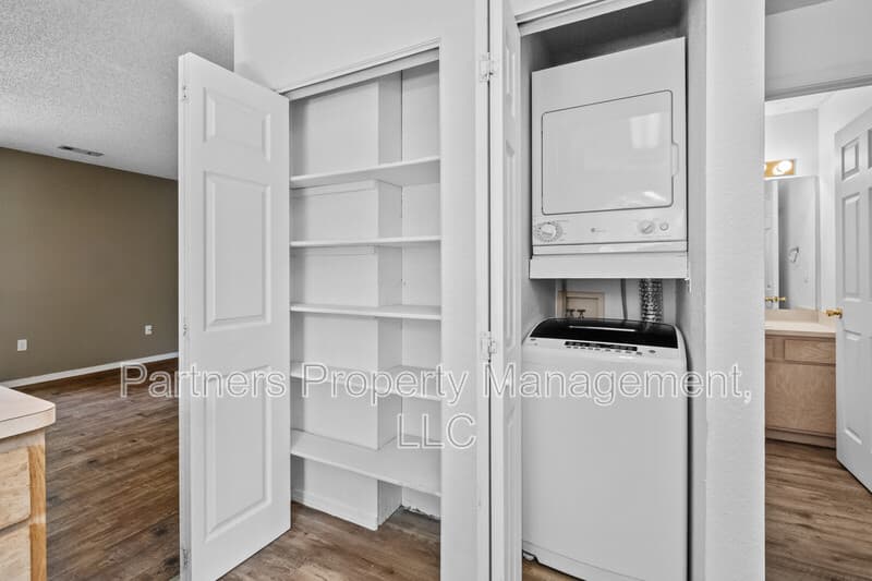 Fayetteville Condo: 1621 North Leverett Avenue - 6