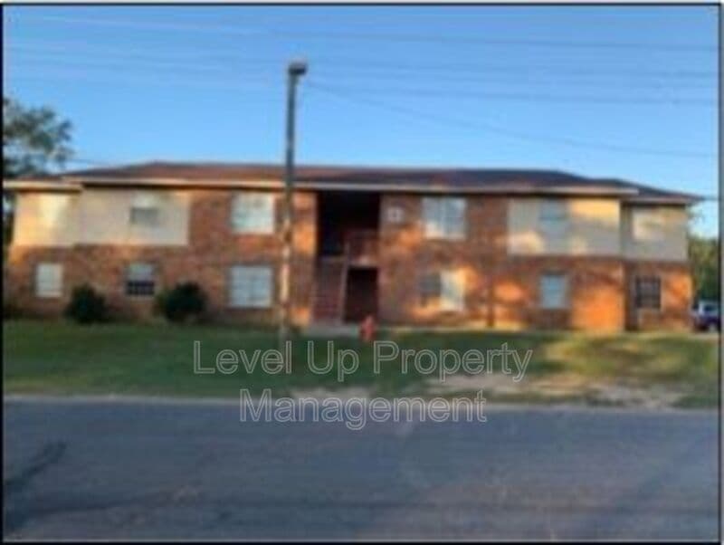 Natchez Condo: 576 Lower Woodville Rd