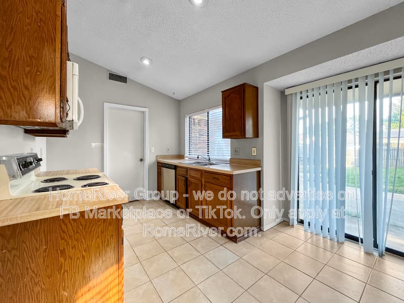 Wylie House: 1306 Wyndham Dr