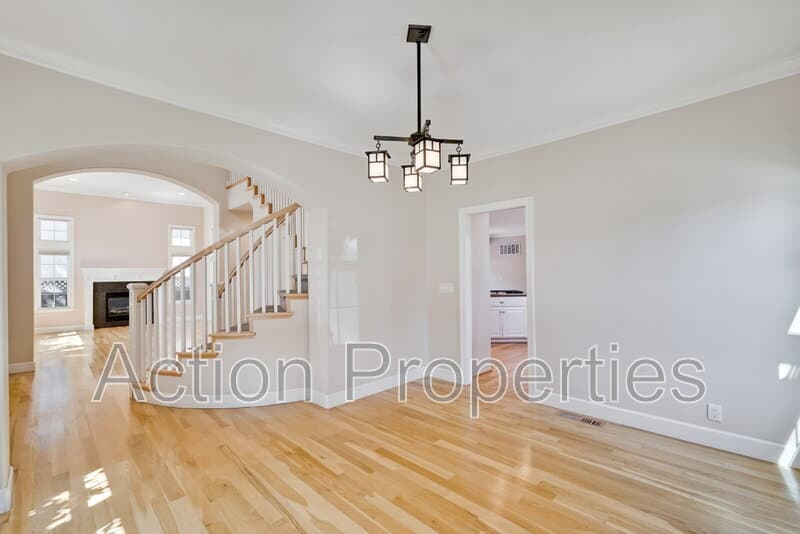 San Jose House: 1182 Curtiss Avenue