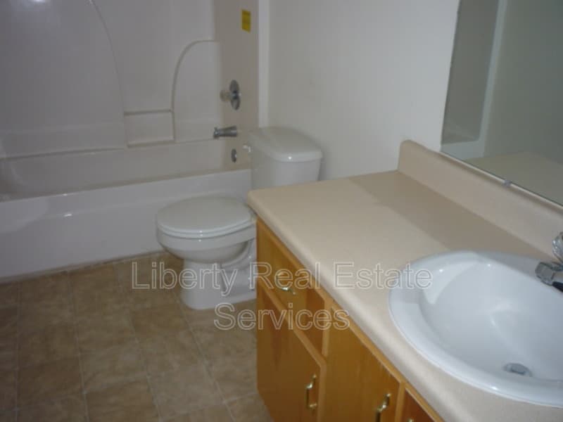 Hinesville Condo: 137 Rolland St