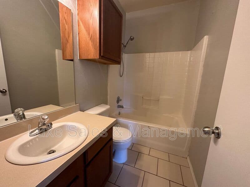 Oklahoma City House: 1735 West Palm Place