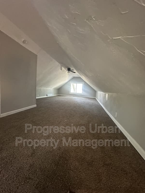Cleveland Condo: 4609 Behrwald Avenue - Upstairs