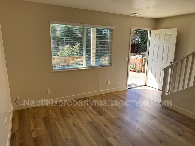 Santa Cruz Townhome: 3387 Mission Drive