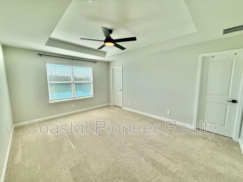 Tampa House: 7622 Deer Valley Cir