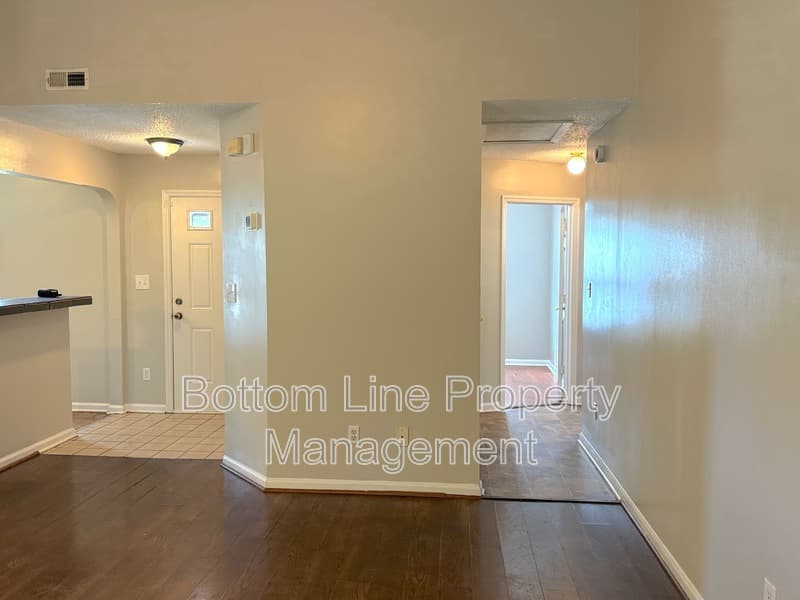 Charlotte House: 5441 Realtree Ln