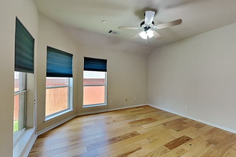 Carrollton House: 1716 Alpine Dr