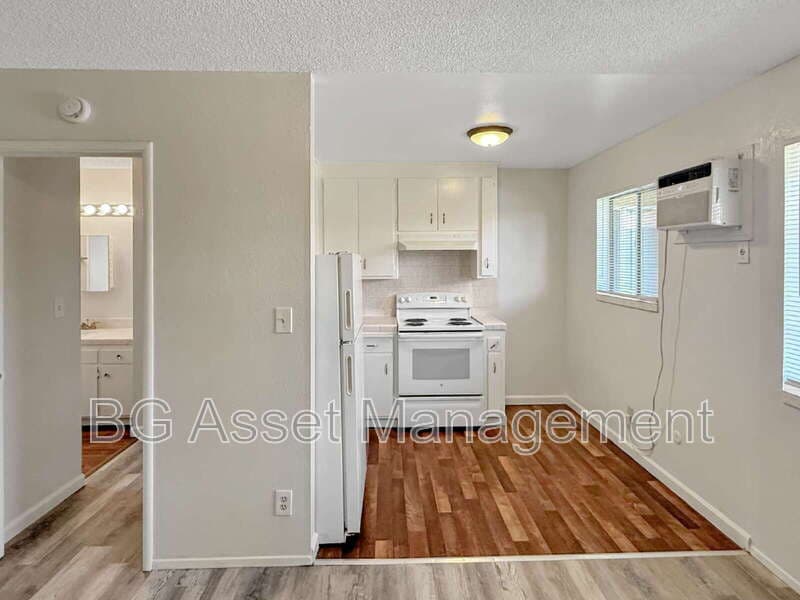 Sacramento Condo: 1928 Ethan Way