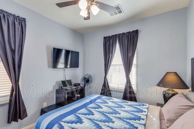 Gilbert Townhome: 1313 S Owl Dr