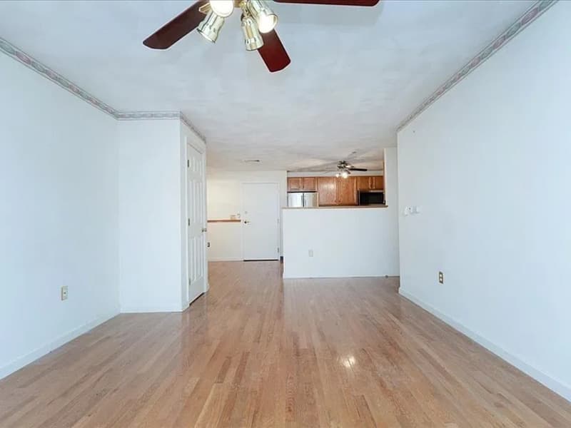 Peabody Condo: 107 Foster St