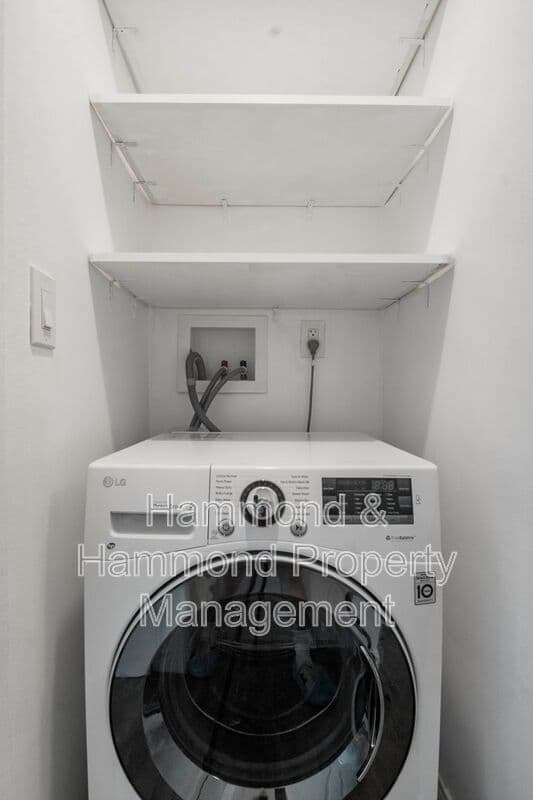 Sherman Oaks Condo: 12955 Riverside Dr.