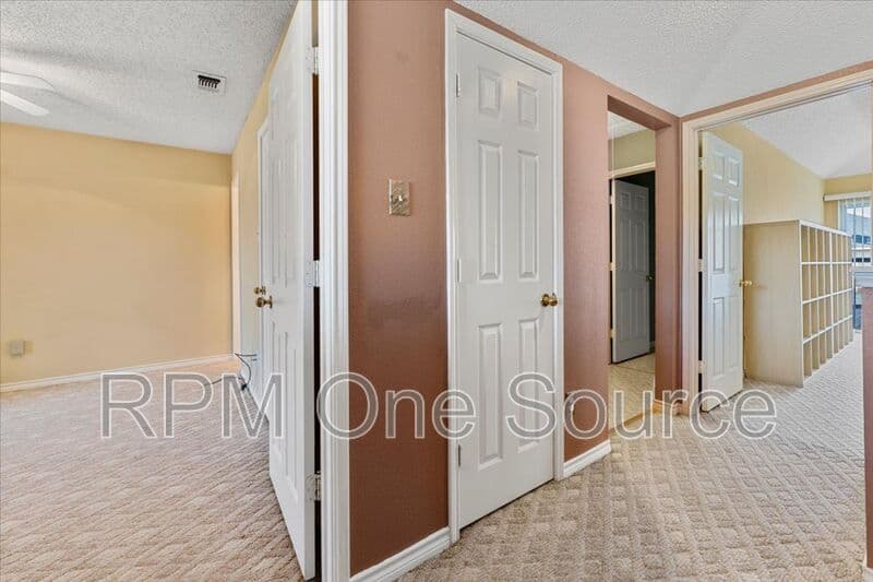 Plano House: 6752 Macintosh Drive