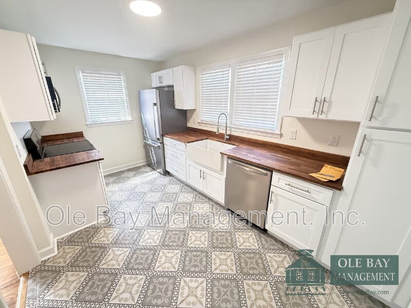 Mobile Condo: 1810 New Hamilton Street