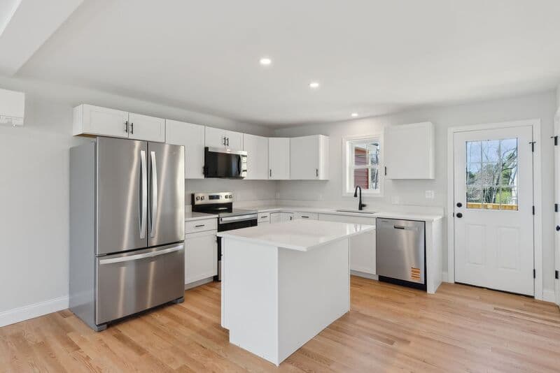 Kennebunk Condo: 17 Legacy Lane