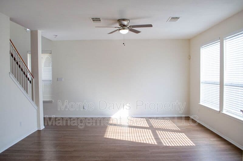 Austin House: 14213 Willow Tank Drive