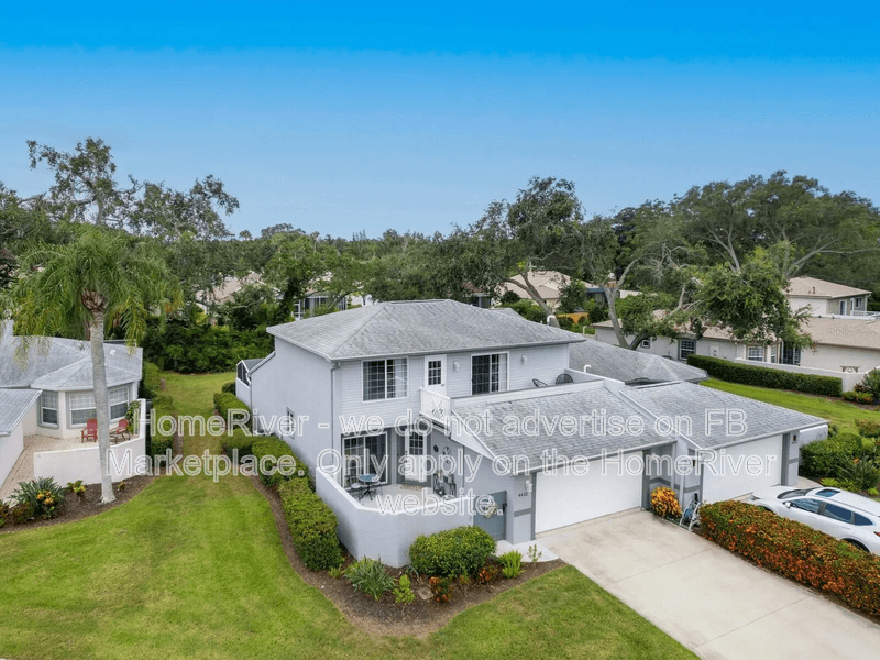 Sarasota Condo: 4422 Winston Ln S