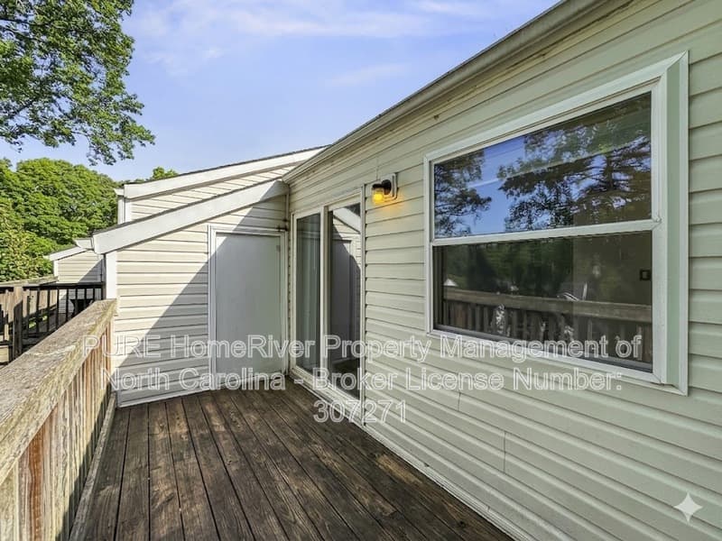 Charlotte House: 9123 Spyglass Pl