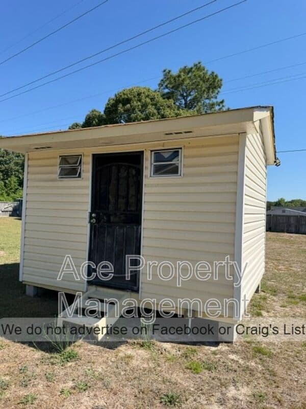 Raeford House: 108 Peregrine Place