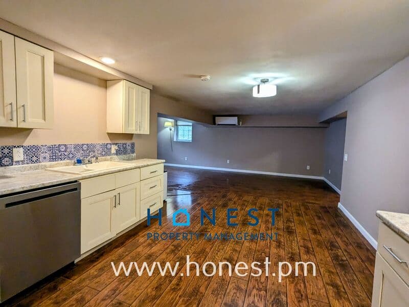 Winslow Condo: 235 South Pond Road
