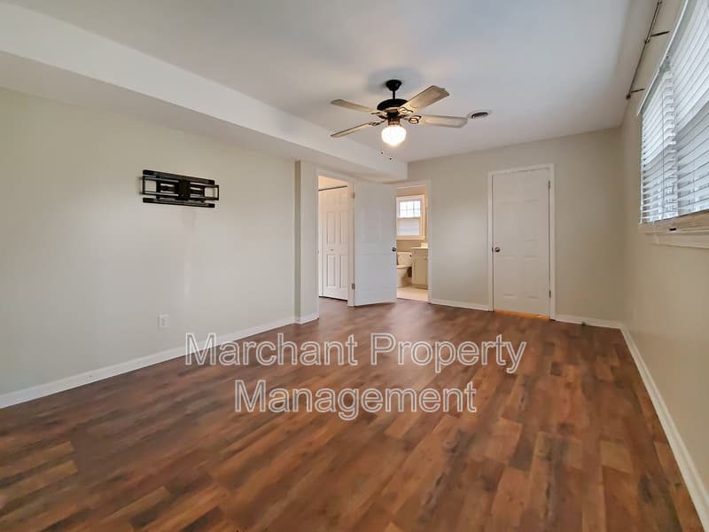 Simpsonville House: 121 Coalmont Court