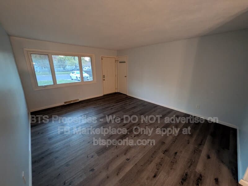 Peoria House: 2624 N Renwood Ave