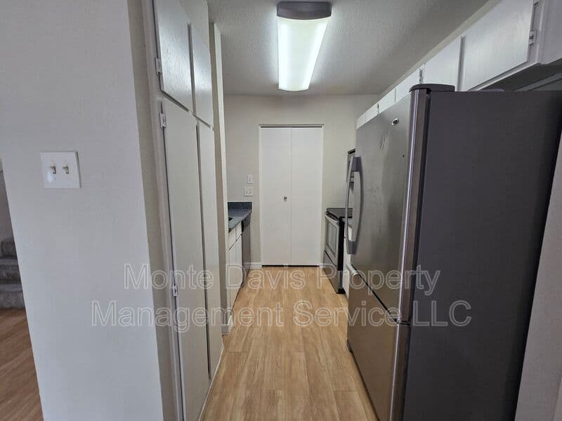 Austin Condo: 513 South Park Drive