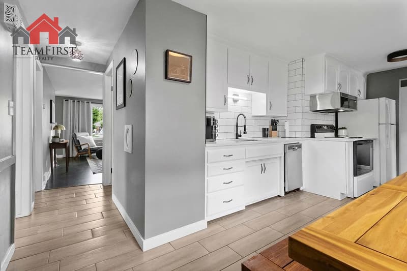 Green Bay House: 1444 Pilgrim Street