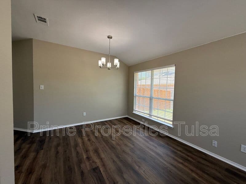 Rockwall House: 2110 Gleaner Drive