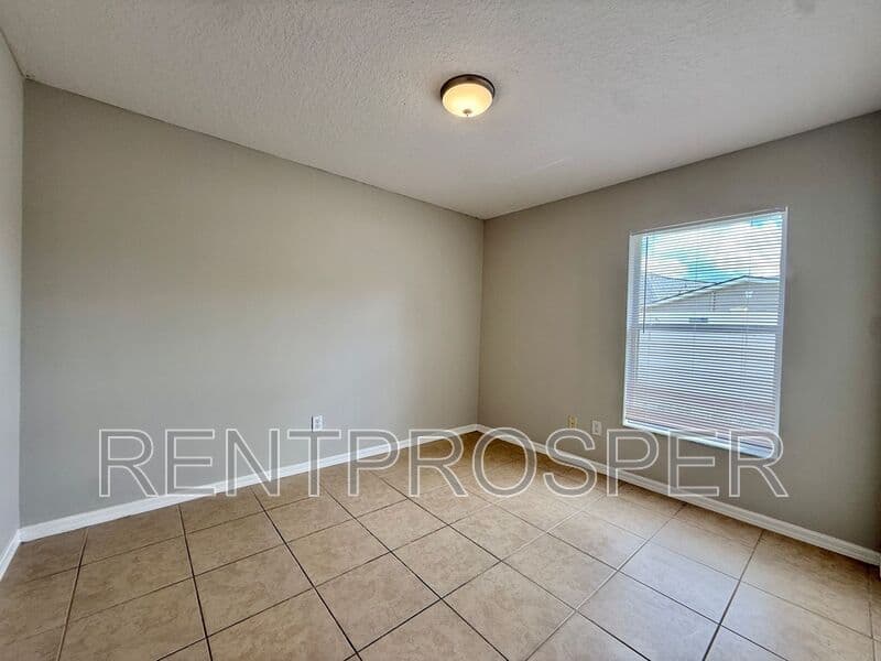 Kissimmee House: 4059 Sunny Day Way
